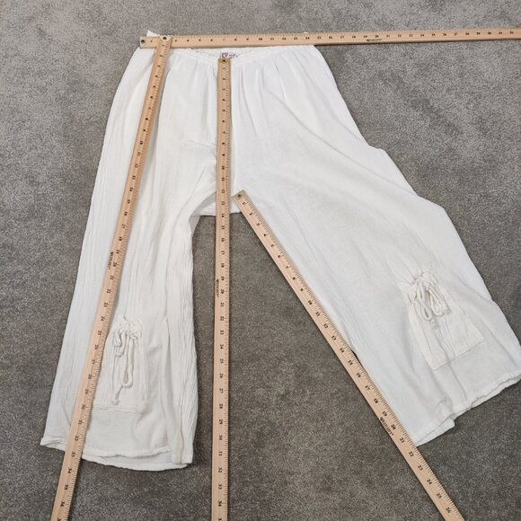 Oh My Gauze! White Cropped Gauze Pants - Picture 6 of 10